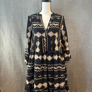 Black and cream aztec print maxi dress